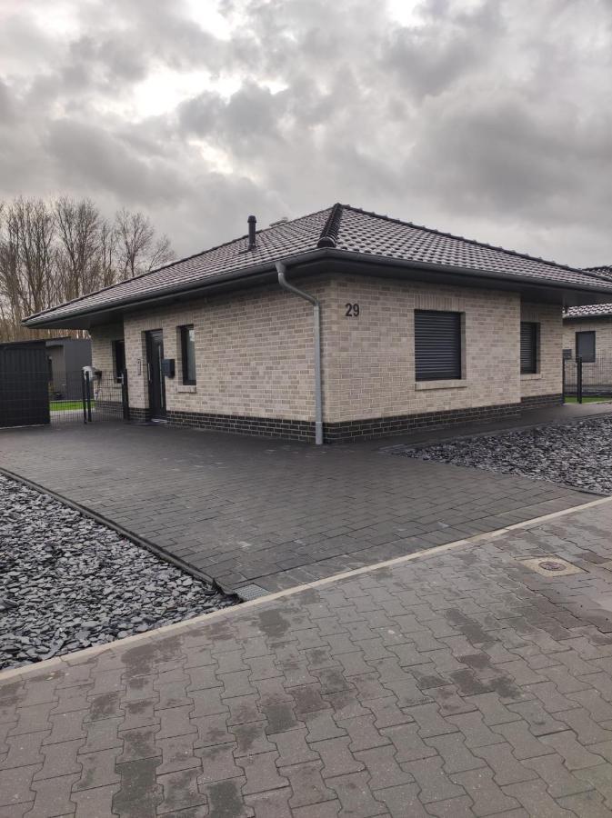 Ferienhaus Luna Am Schoenen Harkebruegger See Mit Kamin Barssel (Cloppenburg) Exterior foto